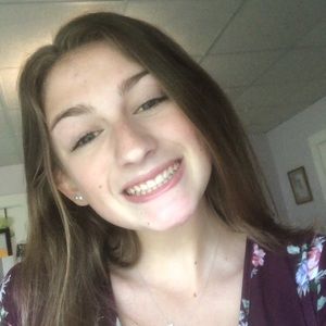 Meet your Posher, Ella